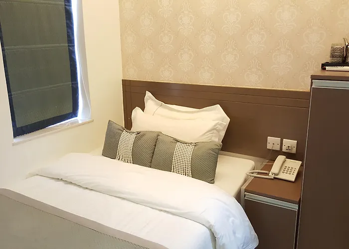 Seasons Hotel - Causeway Bay