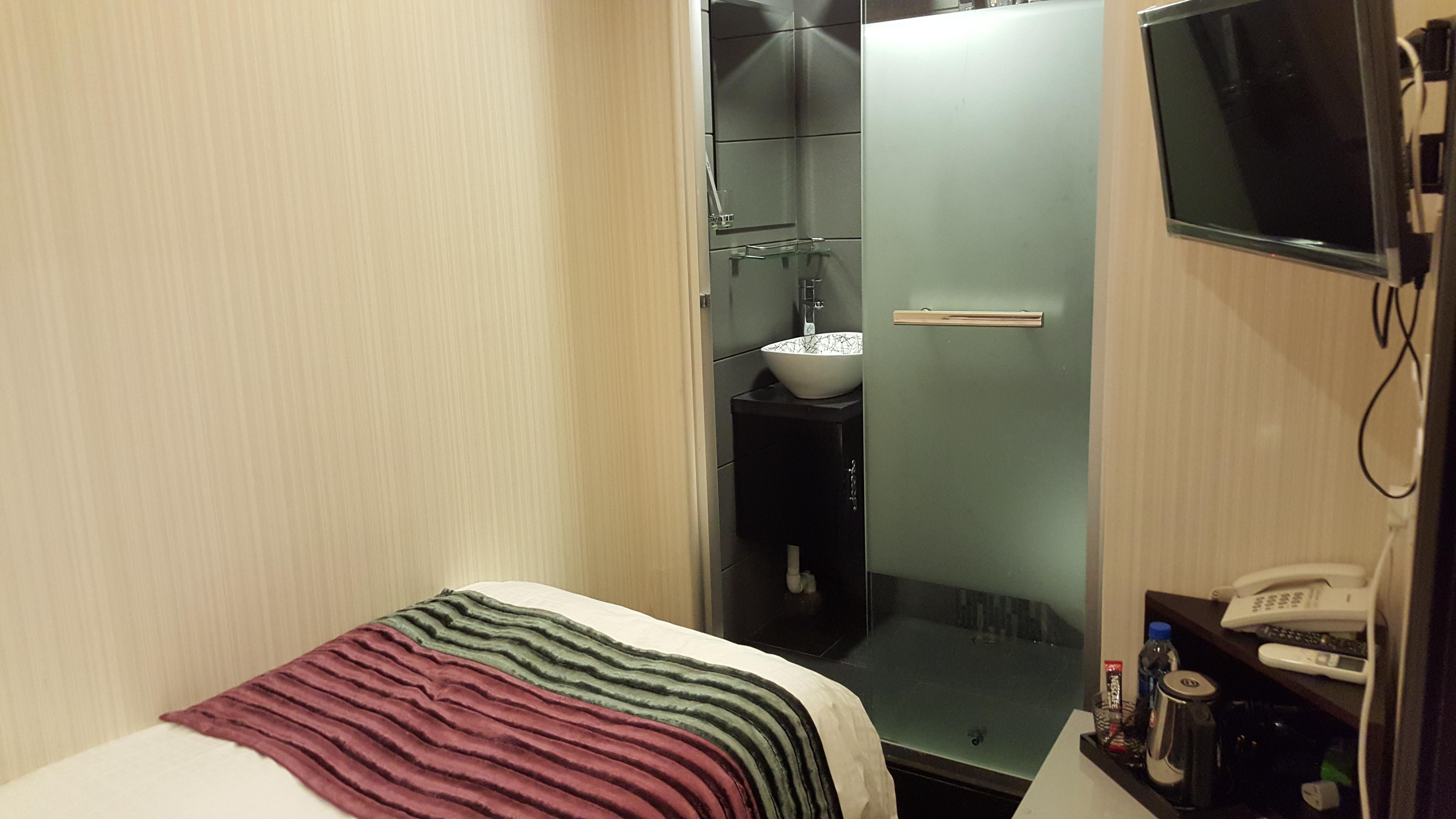 Seasons - Causeway Bay 招待所 2*